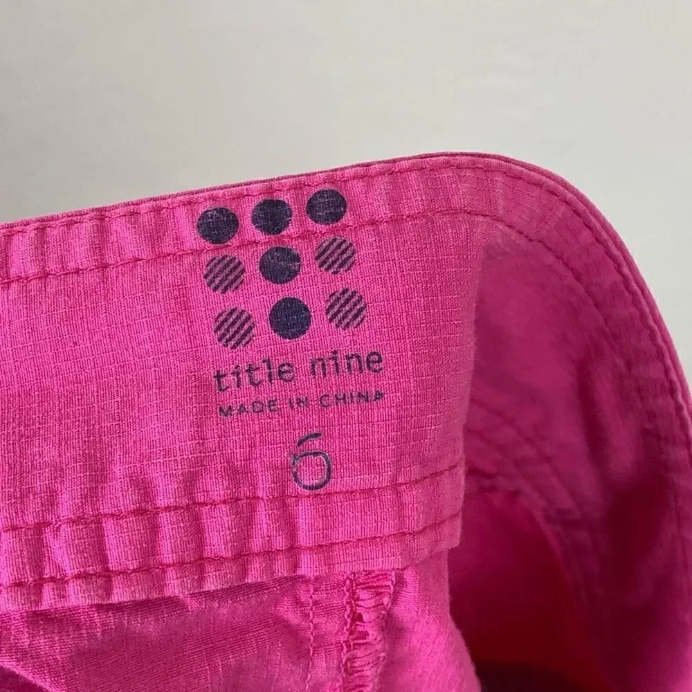 Title Nine Brash Hot Pink Button Side Athletic Mini Skirt Size 6